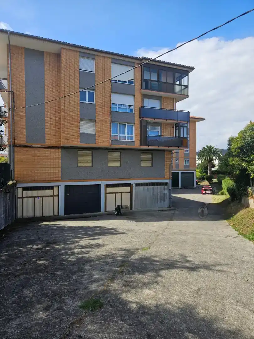 Parking de Piso en venta en Berango con Balcón