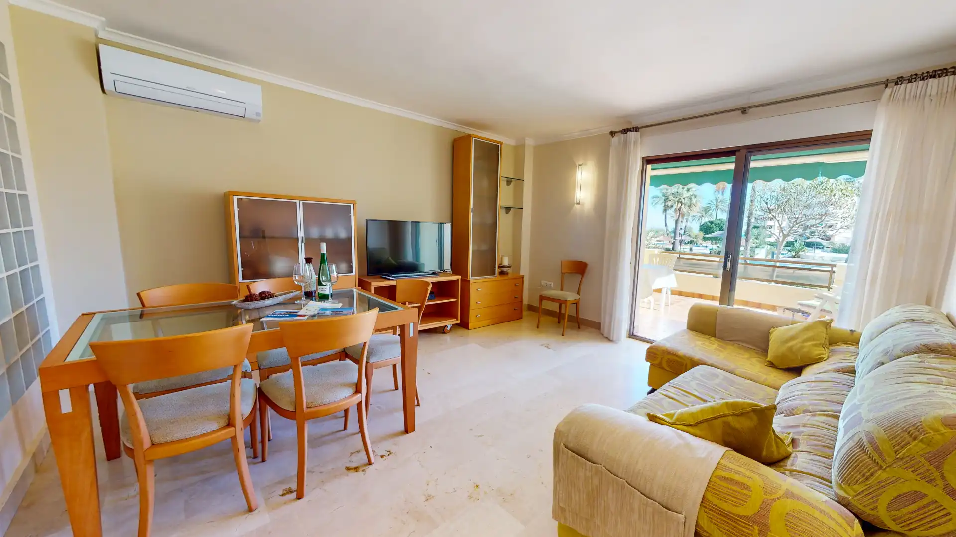 Wohnzimmer von Wohnung zur Miete in Dénia mit Klimaanlage, Heizung und Terrasse