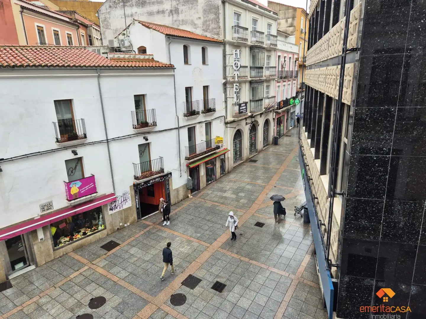 Exterior view of Apartments for sale in Cáceres Capital  with Air Conditioner and Balcony