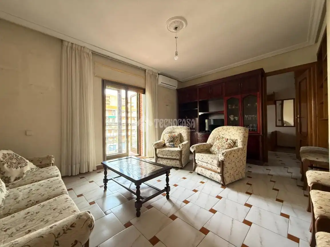 Piso con ascensor en venta en Hortaleza, imagen 2