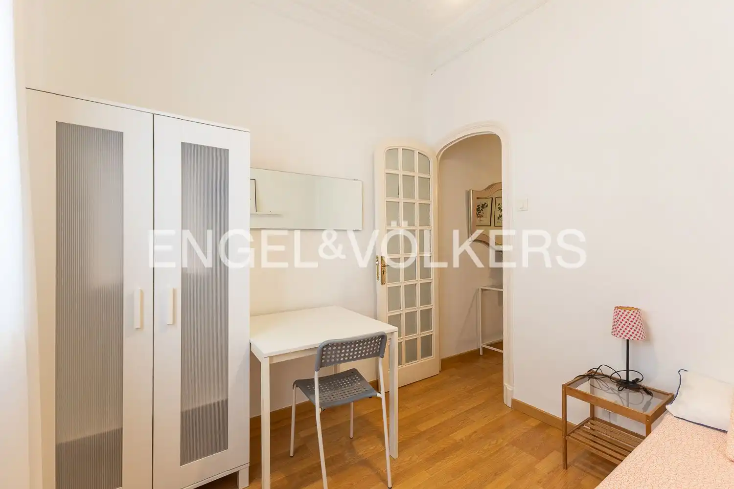 Bedroom of Flat for rent in Valencia  with Air Conditioner, Heating and Furnished