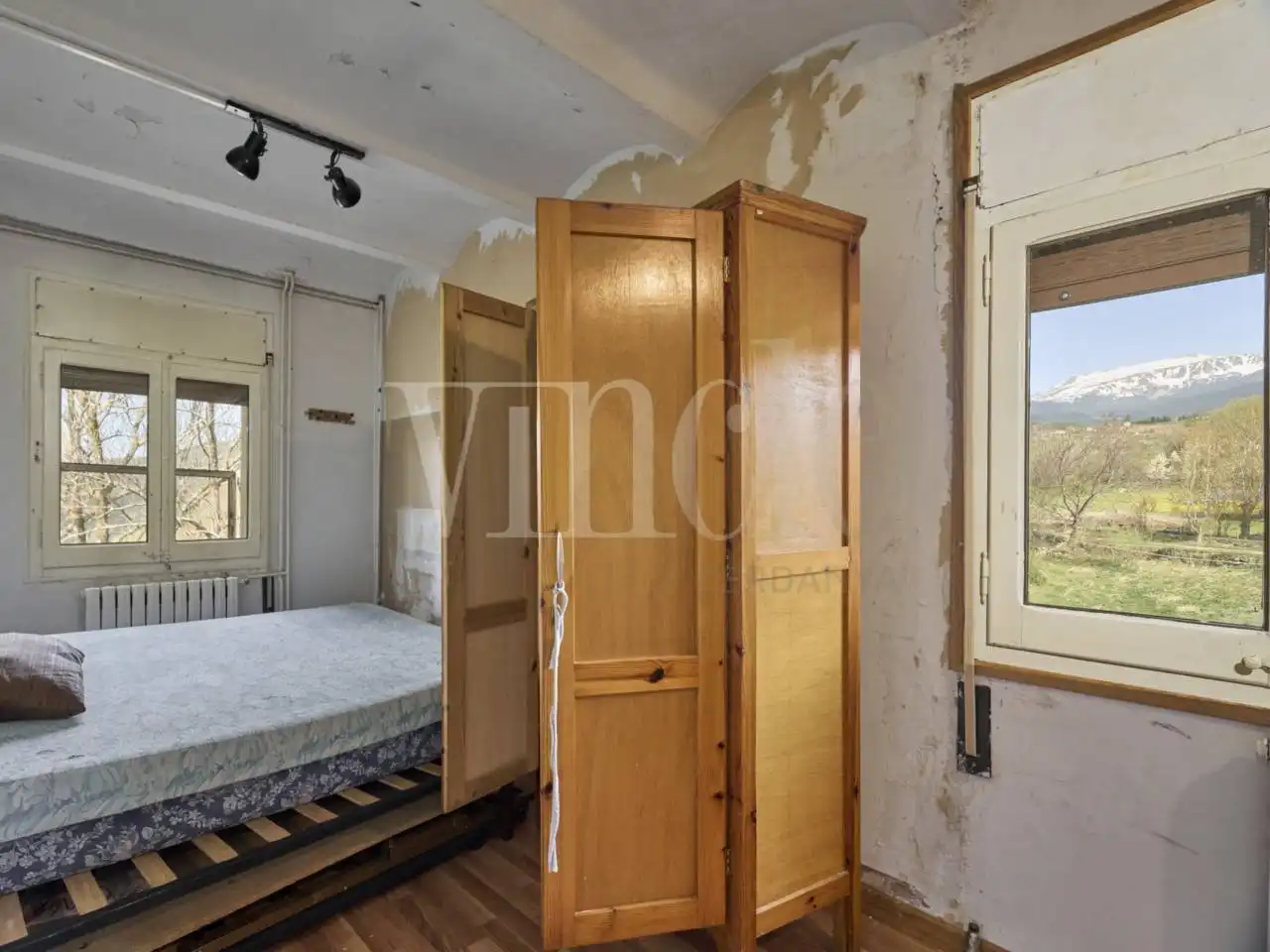 Schlafzimmer von Gebäude zum Verkauf in Lles de Cerdanya