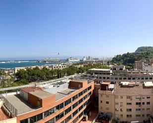 Vista exterior de Àtic en venda en  Barcelona Capital amb Aire condicionat, Calefacció i Alarma