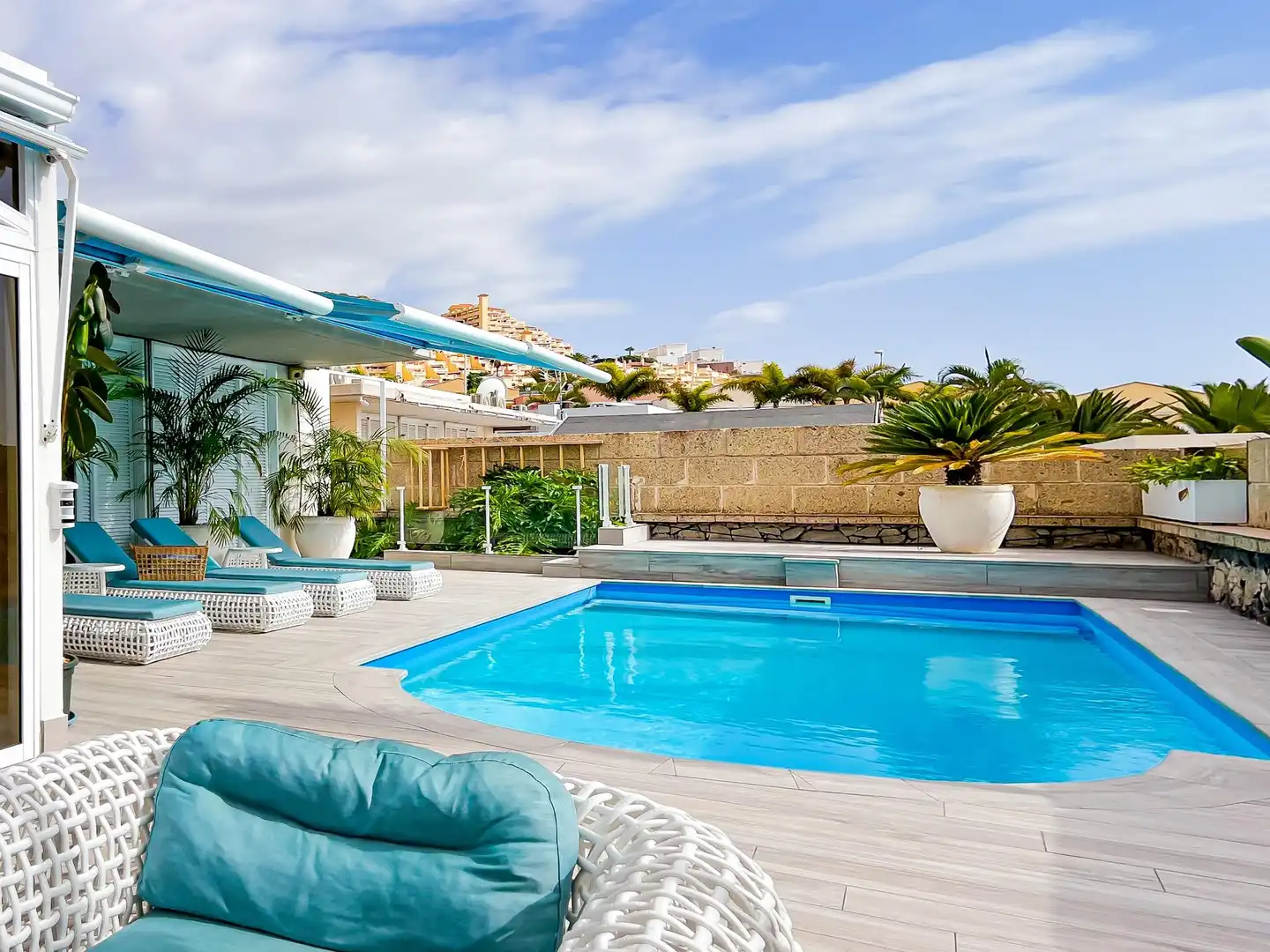 Piscina de Casa o xalet en venda en Adeje amb Aire condicionat, Jardí privat i Terrassa