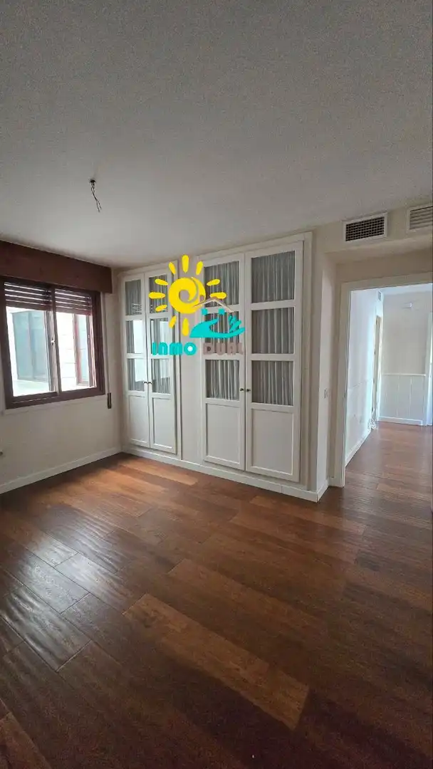 Bedroom of Flat for sale in Badajoz  with Air Conditioner, Heating and Terrace