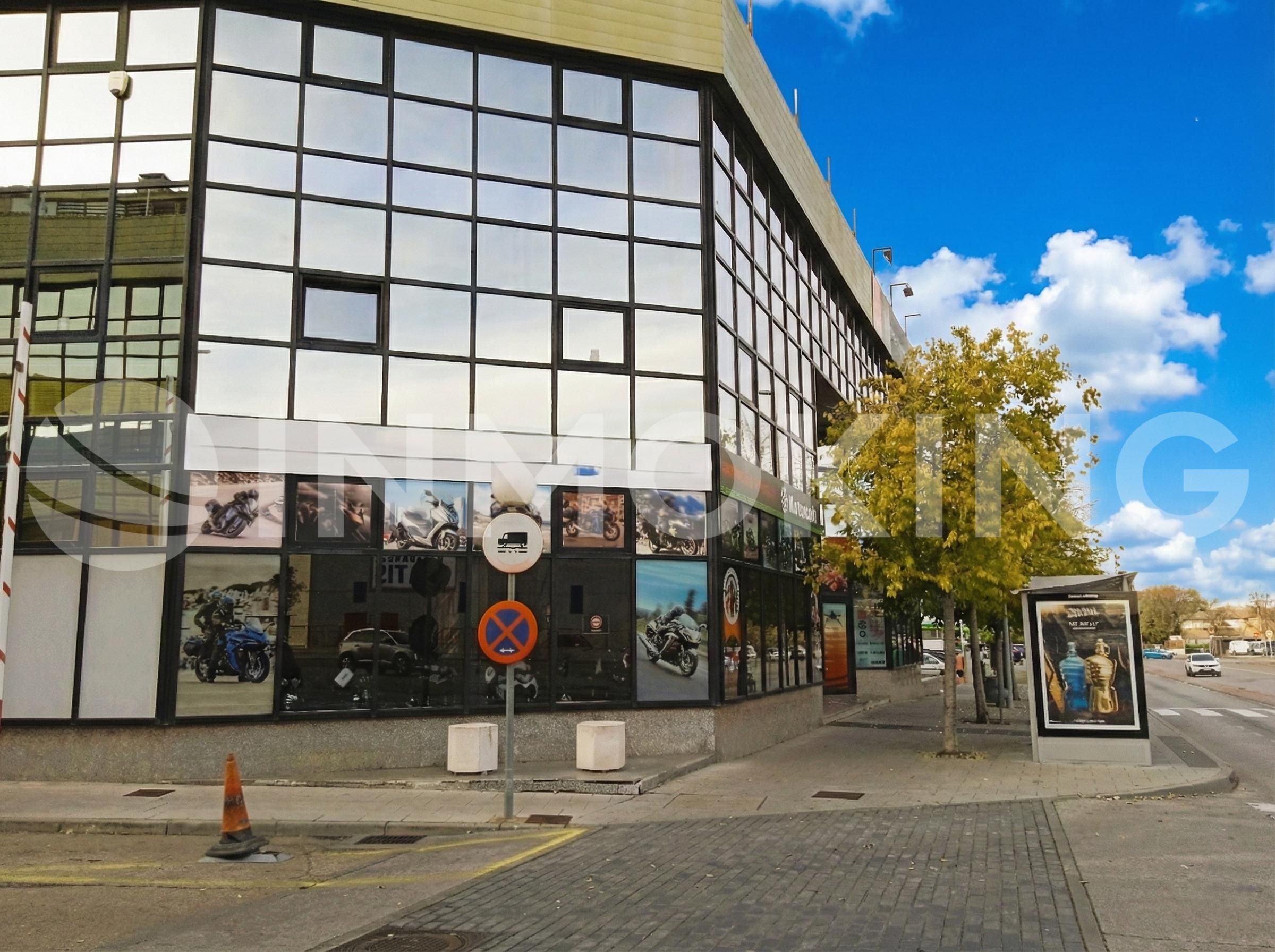 Exterior view of Building for sale in Coslada