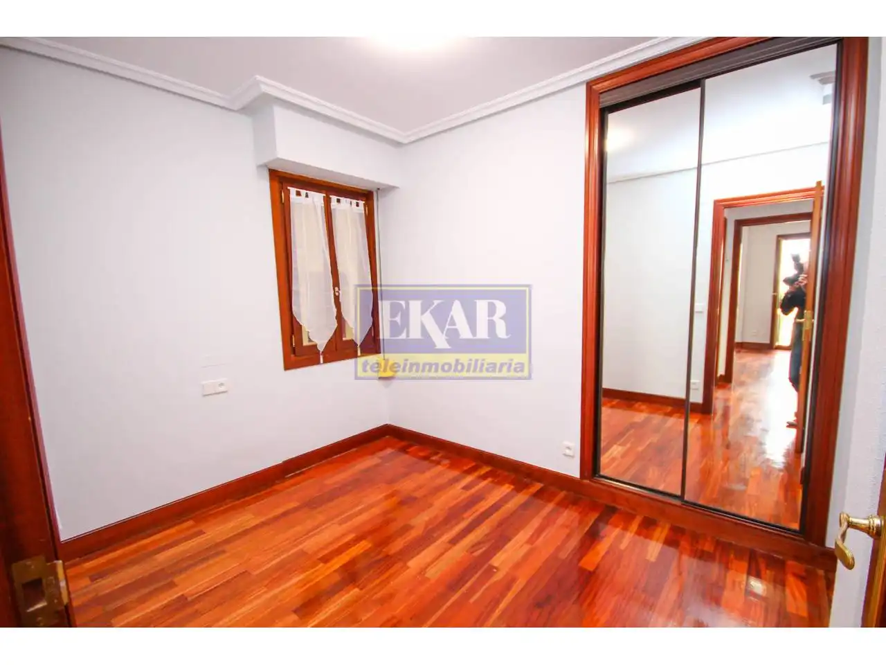 Piso en venta en Calle Santiago, Centro - Mendibil - Santiago