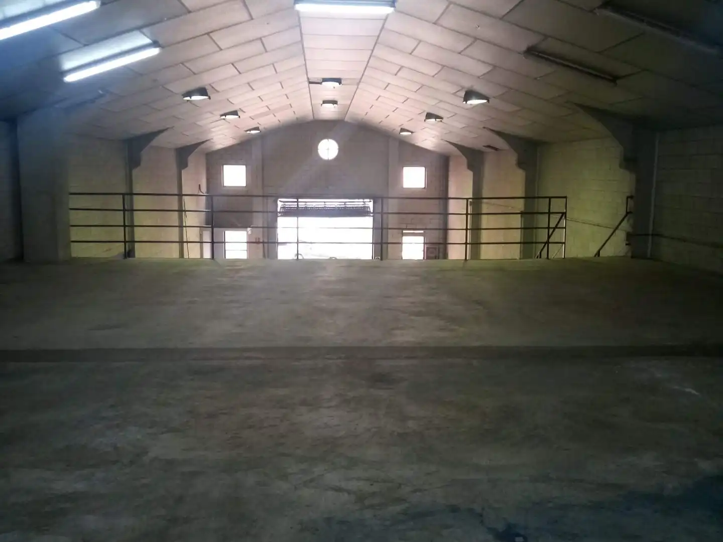 Oficina en venta en Olivenza con Aire acondicionado, Calefacción y Terraza
