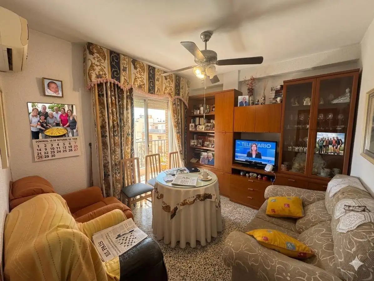 Living room of Flat for sale in Córdoba  with Air Conditioner and Balcony