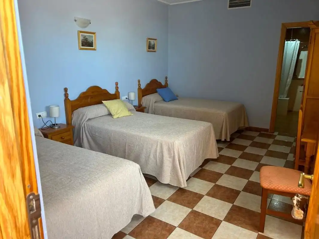 Habitación de Local en venta en Navalvillar de Pela con Aire acondicionado y Calefacción