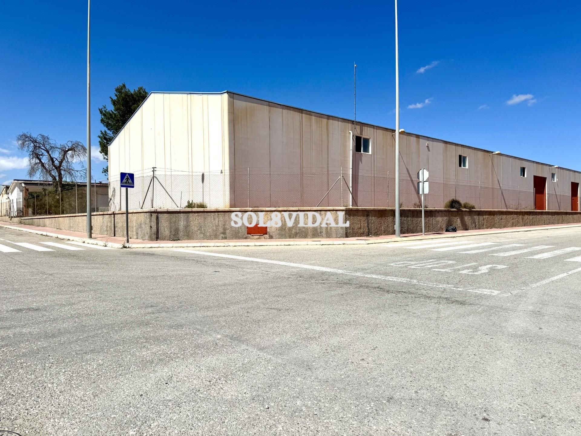 Vista exterior de Nau industrial de lloguer en Torrevieja