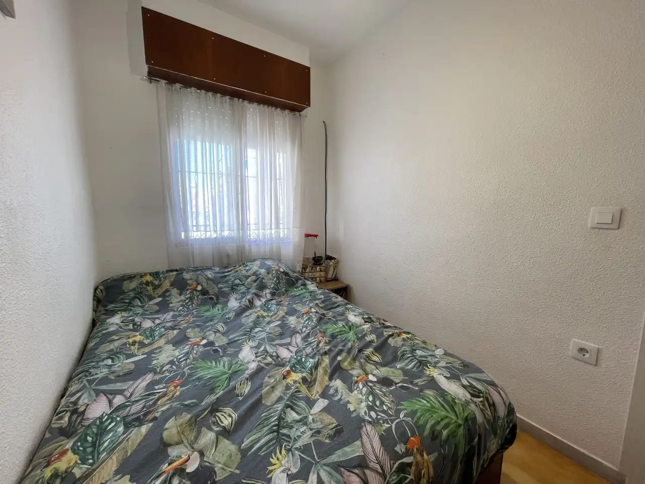 Dormitori de Pis en venda en Torrevieja amb Calefacció, Terrassa i Moblat