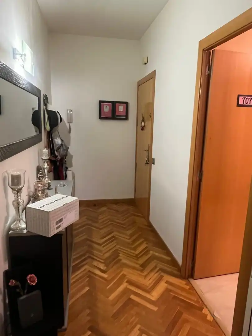 Wohnung zum Verkauf in Barcelona mit Klimaanlage und Heizung
