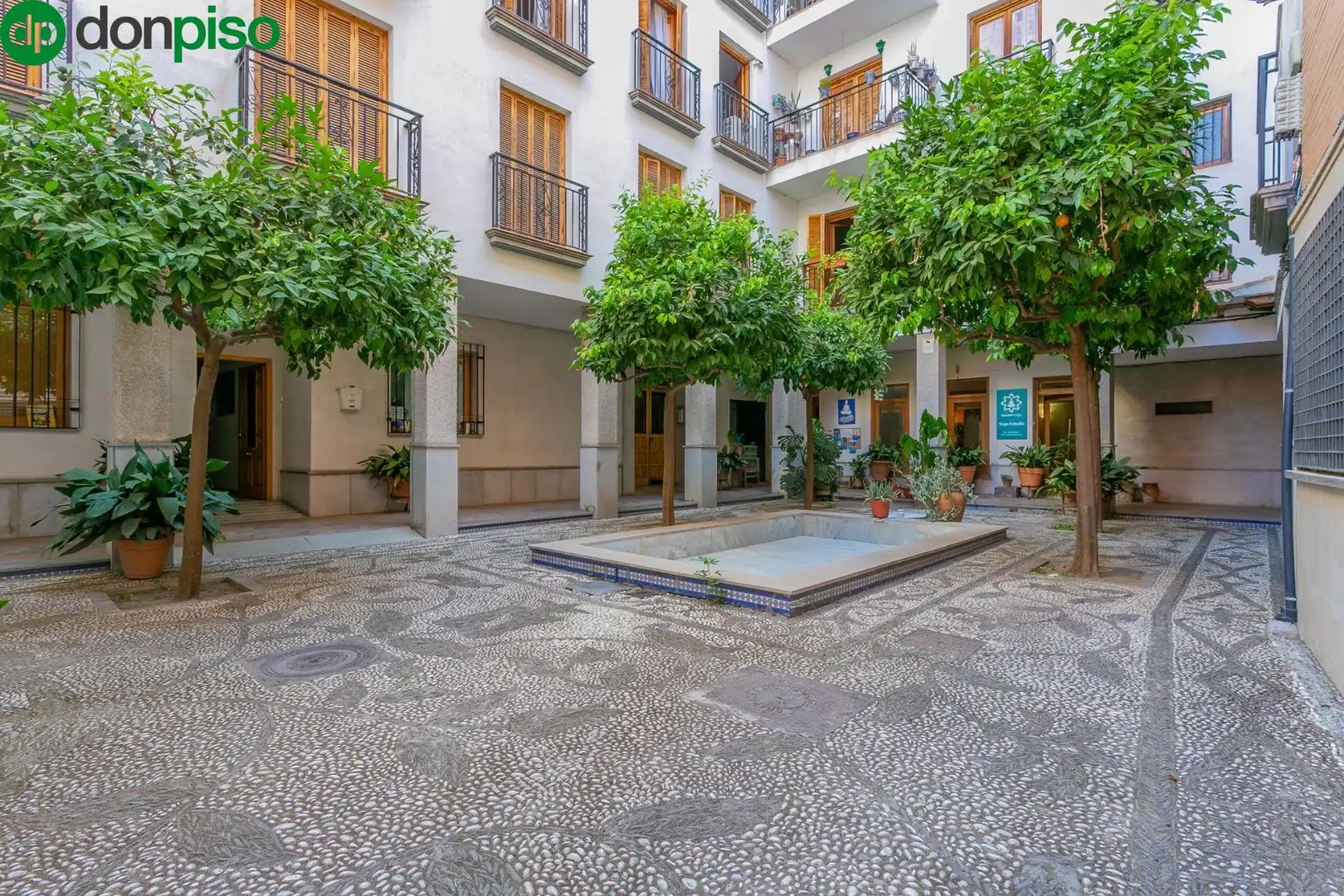 Vista exterior de Trastero en venta en Granada