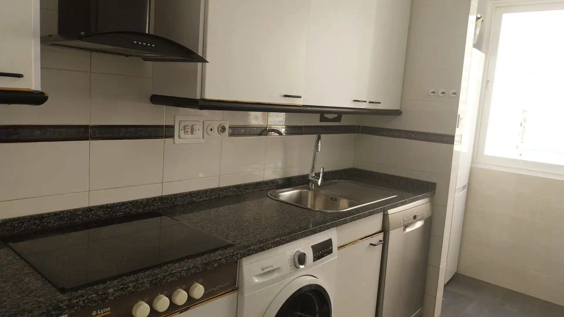 Flat with lift to rent in Universidad, imagen 3