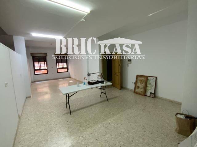 Local comercial en Alquiler en Centro