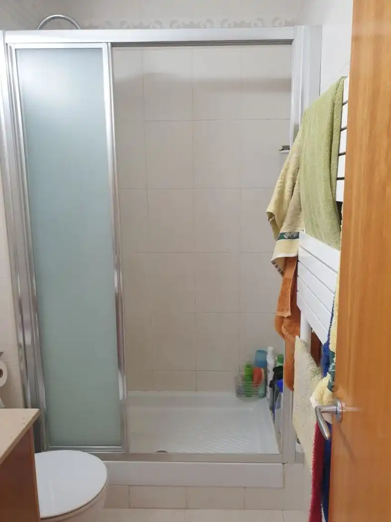 Baño de Dúplex en venta en Terrassa con Aire acondicionado, Trastero y Amueblado