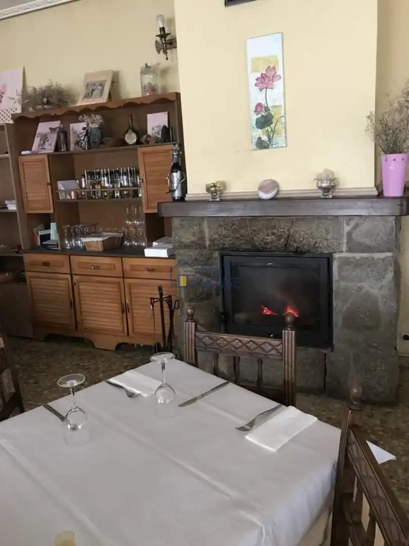 Edificio en venta en Ardón