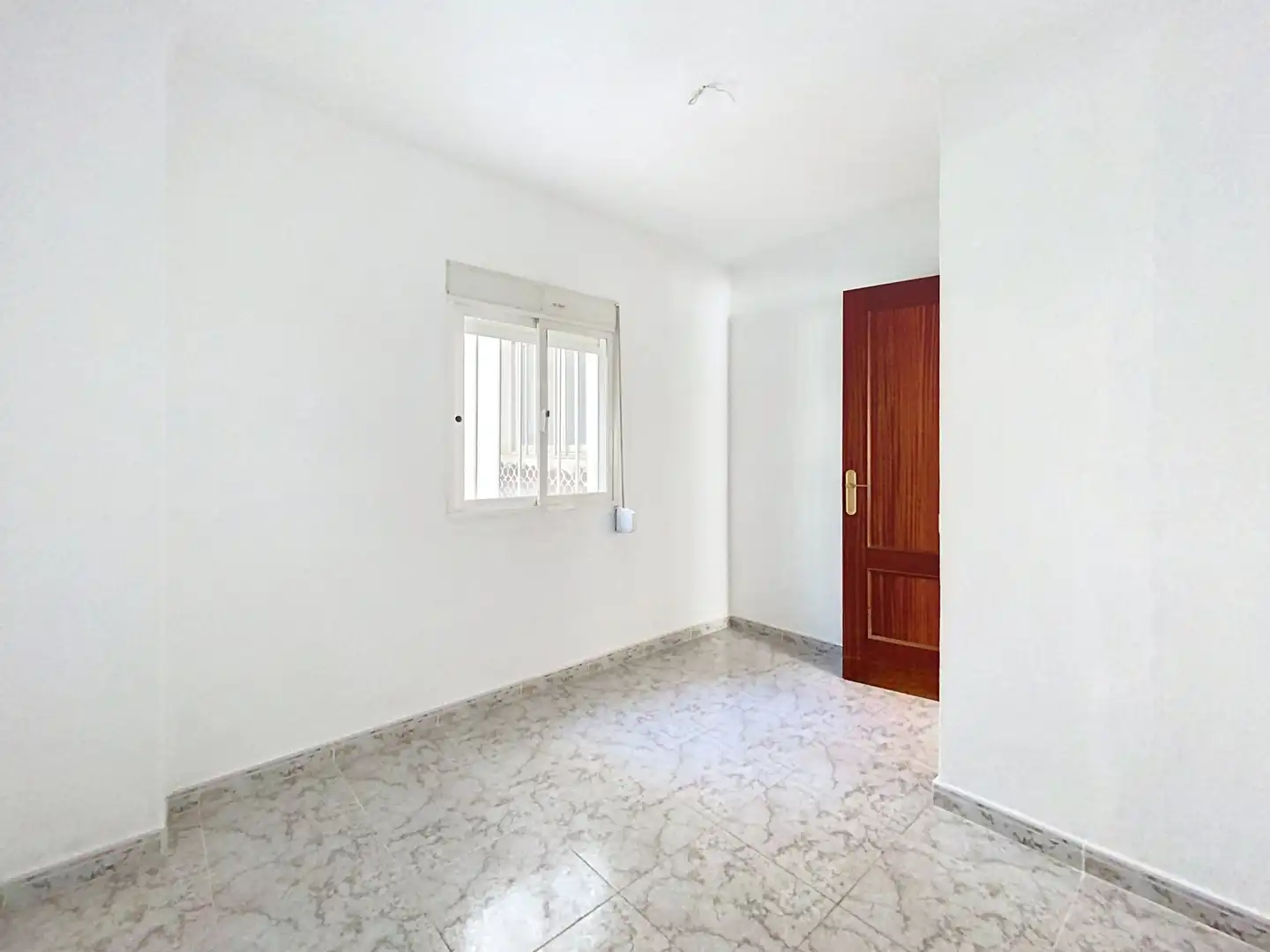 Schlafzimmer von Wohnungen zum Verkauf in Estepona mit Terrasse und Balkon