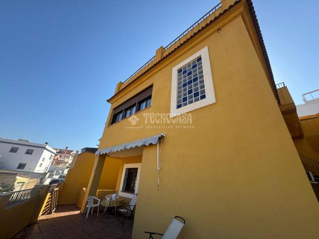 Casa adosada en Venta en C. Lorenzo Valla en Fuente Alegre - El Chaparral - Los Morales