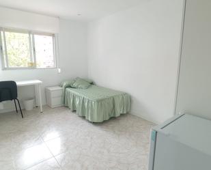 Flat to share in Calle Generalife, San Fermín, Usera,  Madrid Capital
