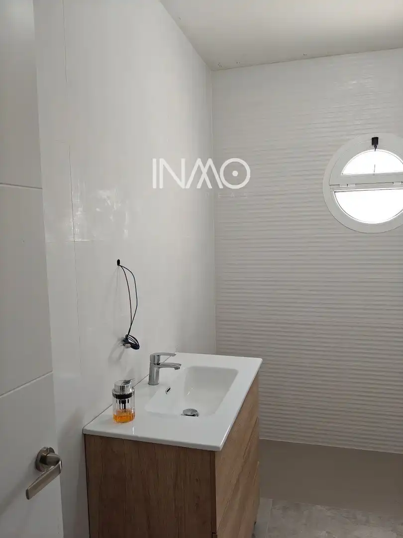 Badezimmer von Haus oder Chalet zur Miete in Rubí mit Klimaanlage, Heizung und Terrasse