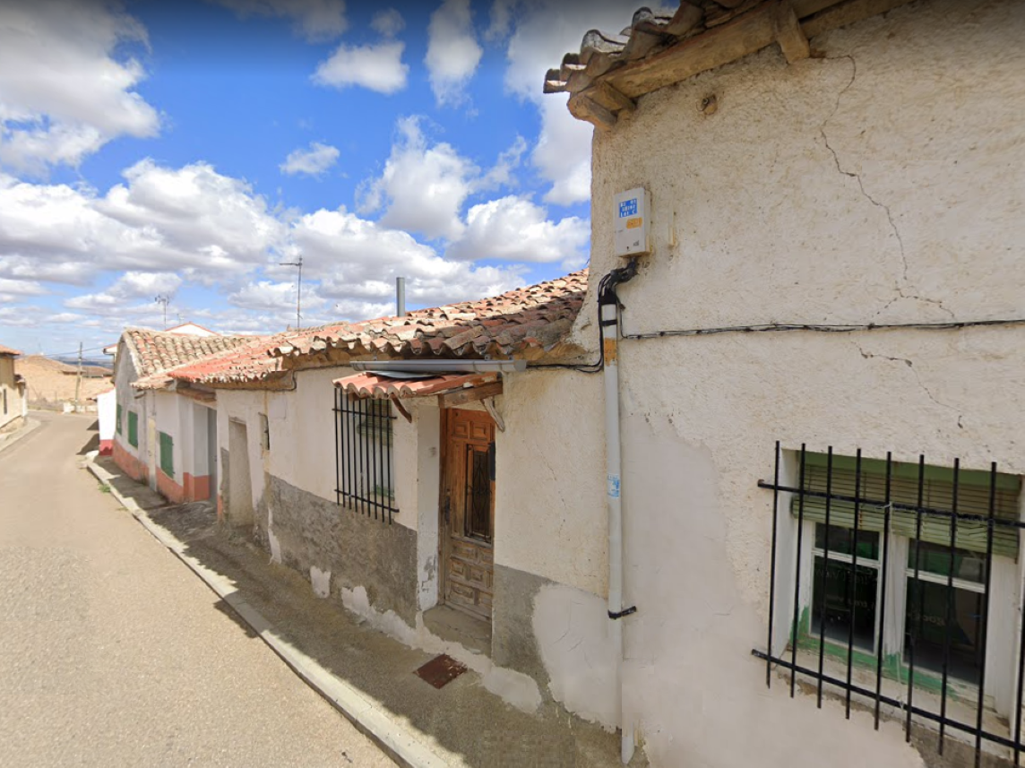 Vista exterior de Casa adosada en venda en Villavellid