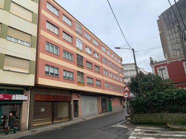 Business premises for sale in Rúa Nova de Caranza