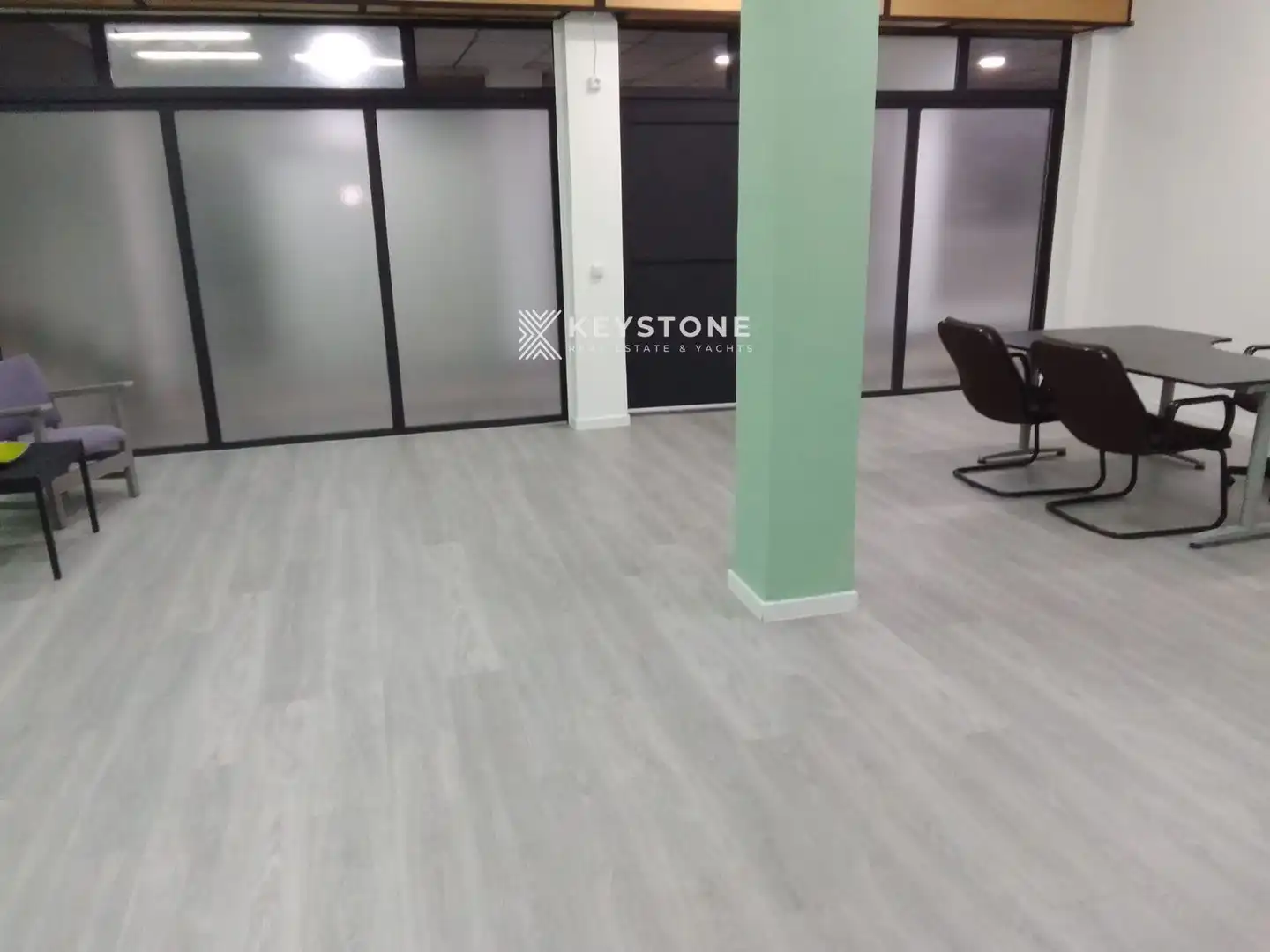 Business premises for sale in Joan Miro, imagen 7