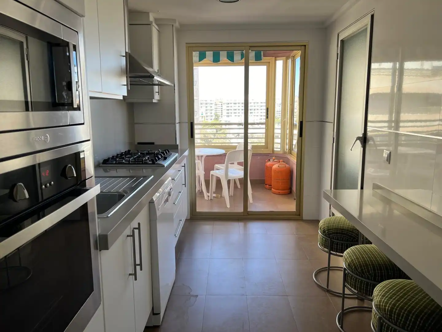 Kitchen of Flat for sale in El Campello  with Air Conditioner, Heating and Terrace