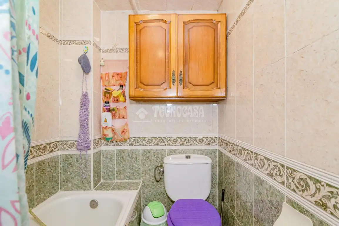 Bathroom of Flat for sale in Lucena  with Air Conditioner, Heating and Home automation