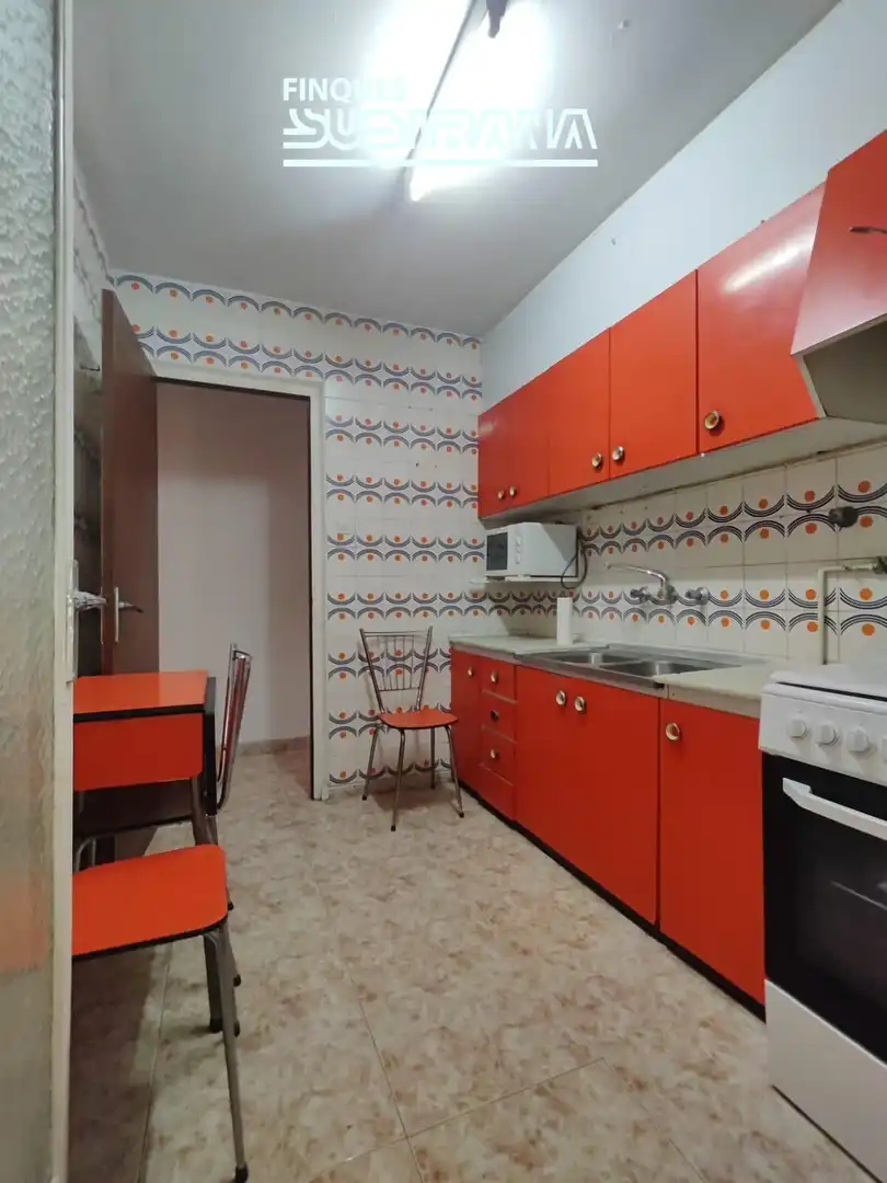 Cocina de Piso en venta en Igualada con Calefacción y Balcón