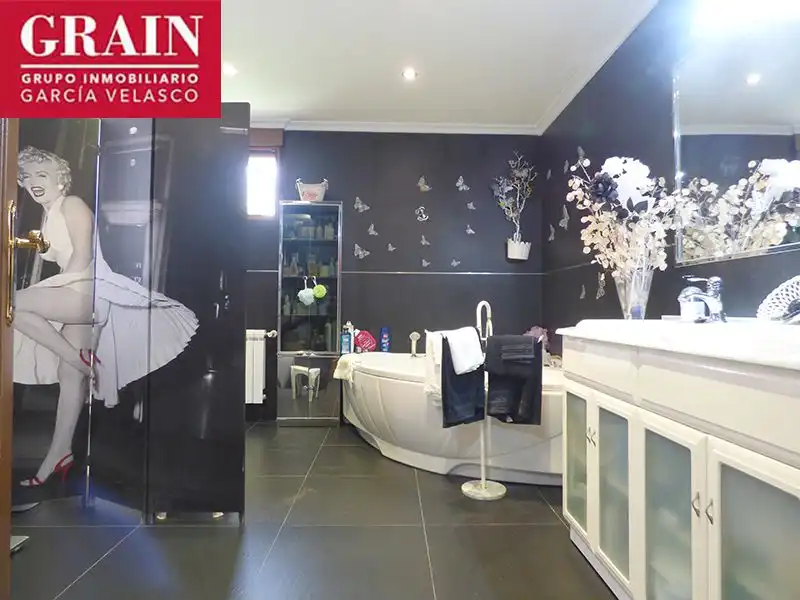 Baño de Casa o chalet en venta en Albacete con Aire acondicionado, Calefacción y Jardín privado