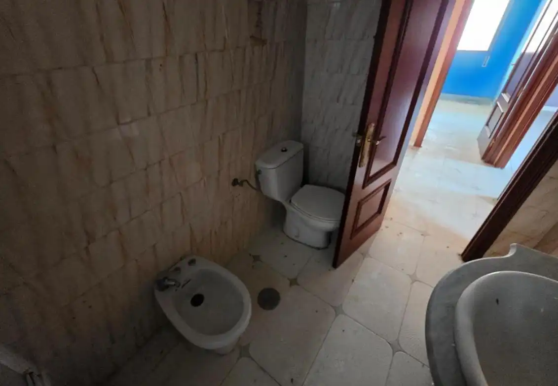 Baño de Planta baja en venta en Villa del Río con Terraza