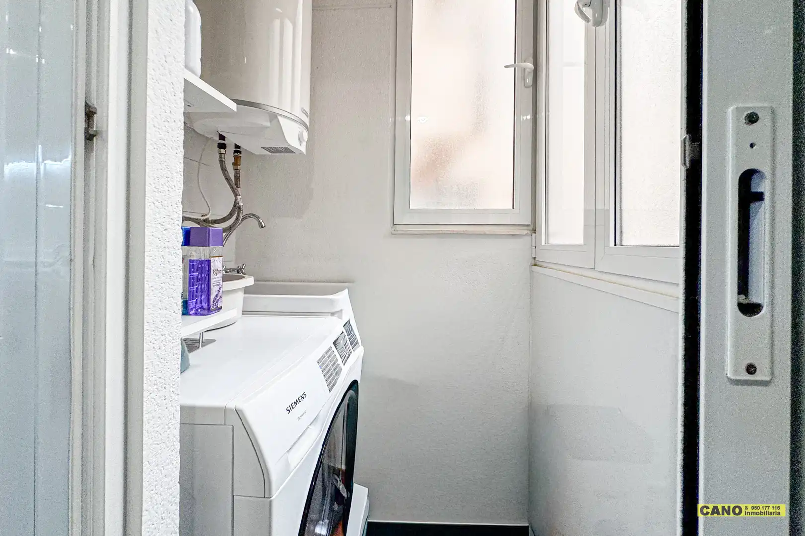 Bathroom of Flat for sale in Roquetas de Mar  with Air Conditioner, Heating and Terrace