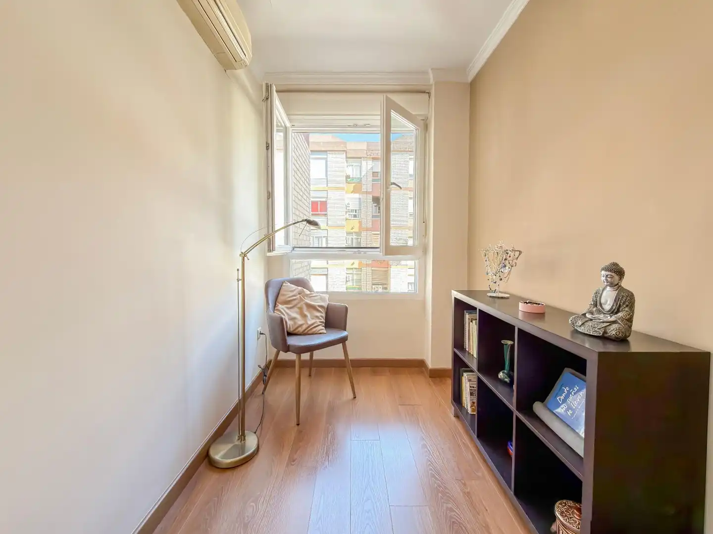 Habitación de Piso en venta en Valencia con Aire acondicionado y Calefacción