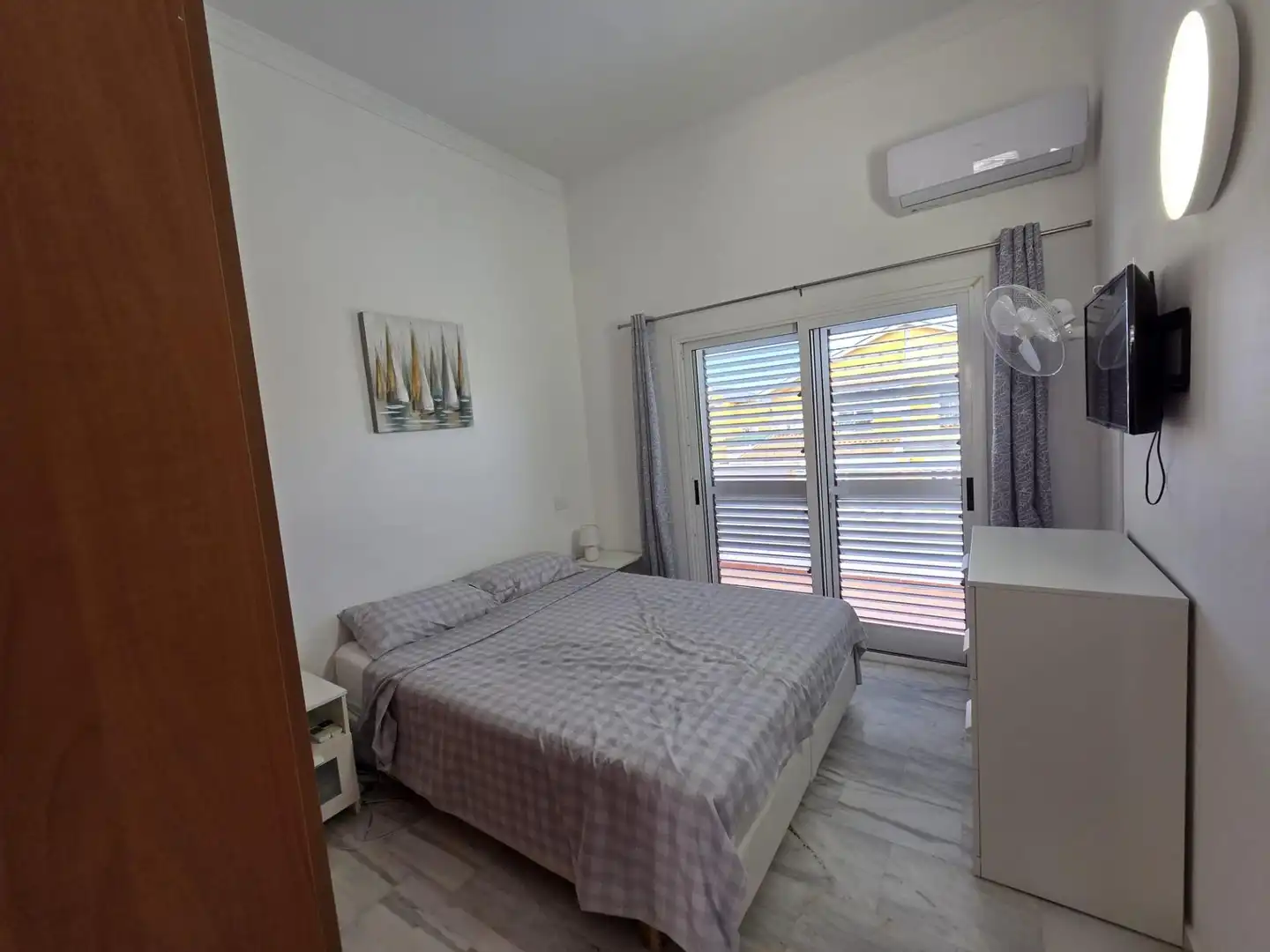 Bedroom of Detached homes for sale in San Bartolomé de Tirajana  with Air Conditioner, Private garden and Terrace