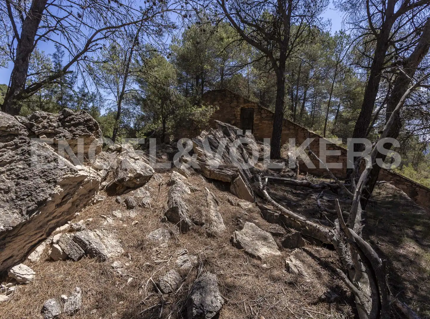 Finca rústica en venda en Santa Maria de Miralles amb Calefacció, Jardí privat i Traster