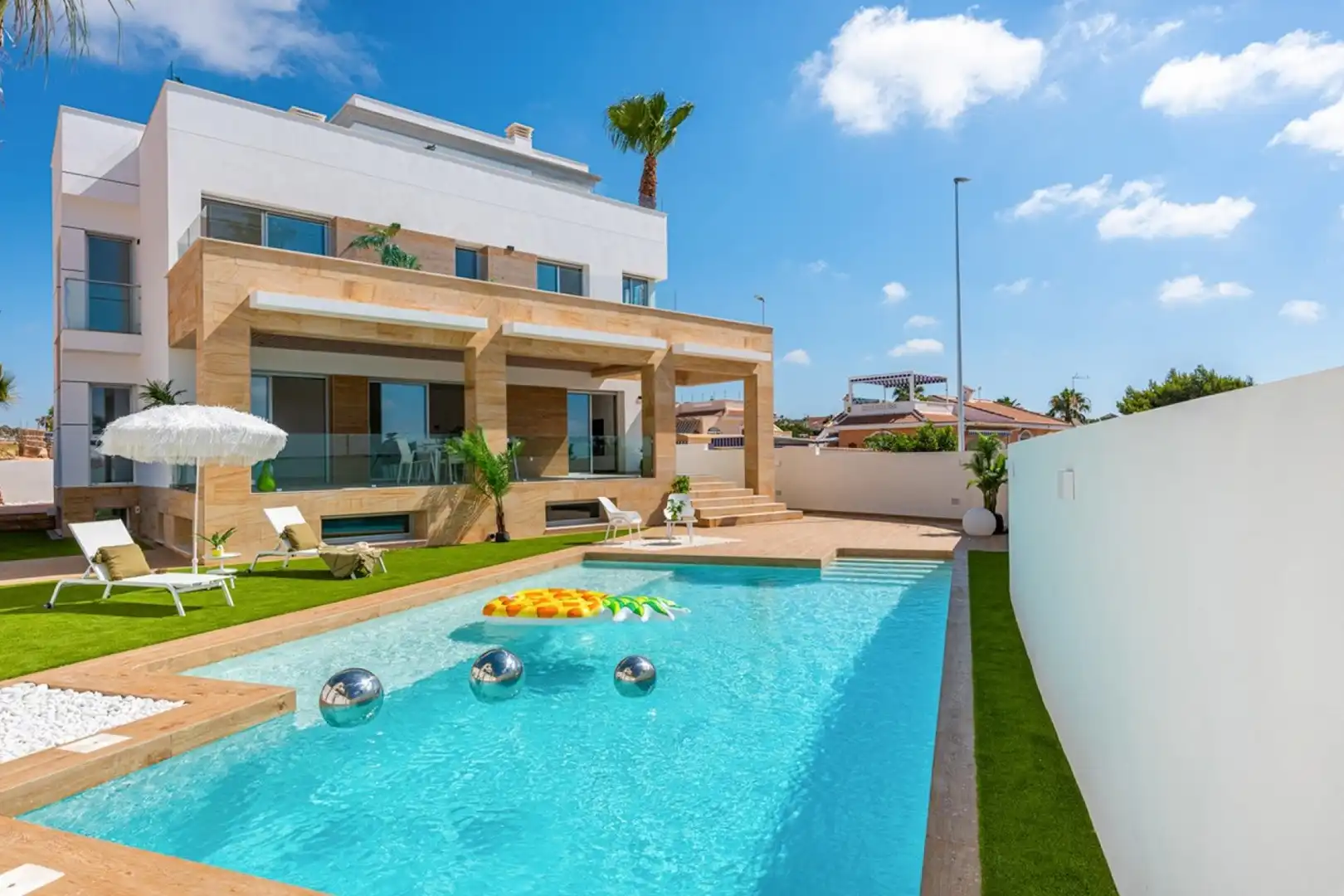 Villa avec terrasse à vendre à Doña pepa, imagen 2