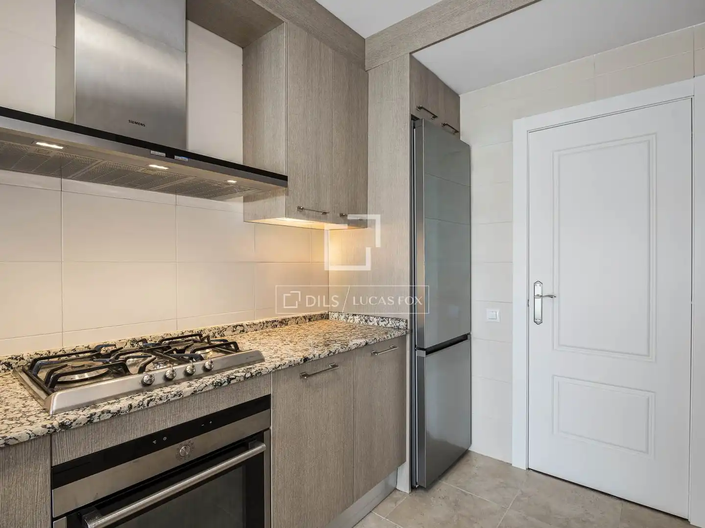 Kitchen of Flat for sale in Sant Cugat del Vallès  with Air Conditioner, Heating and Terrace