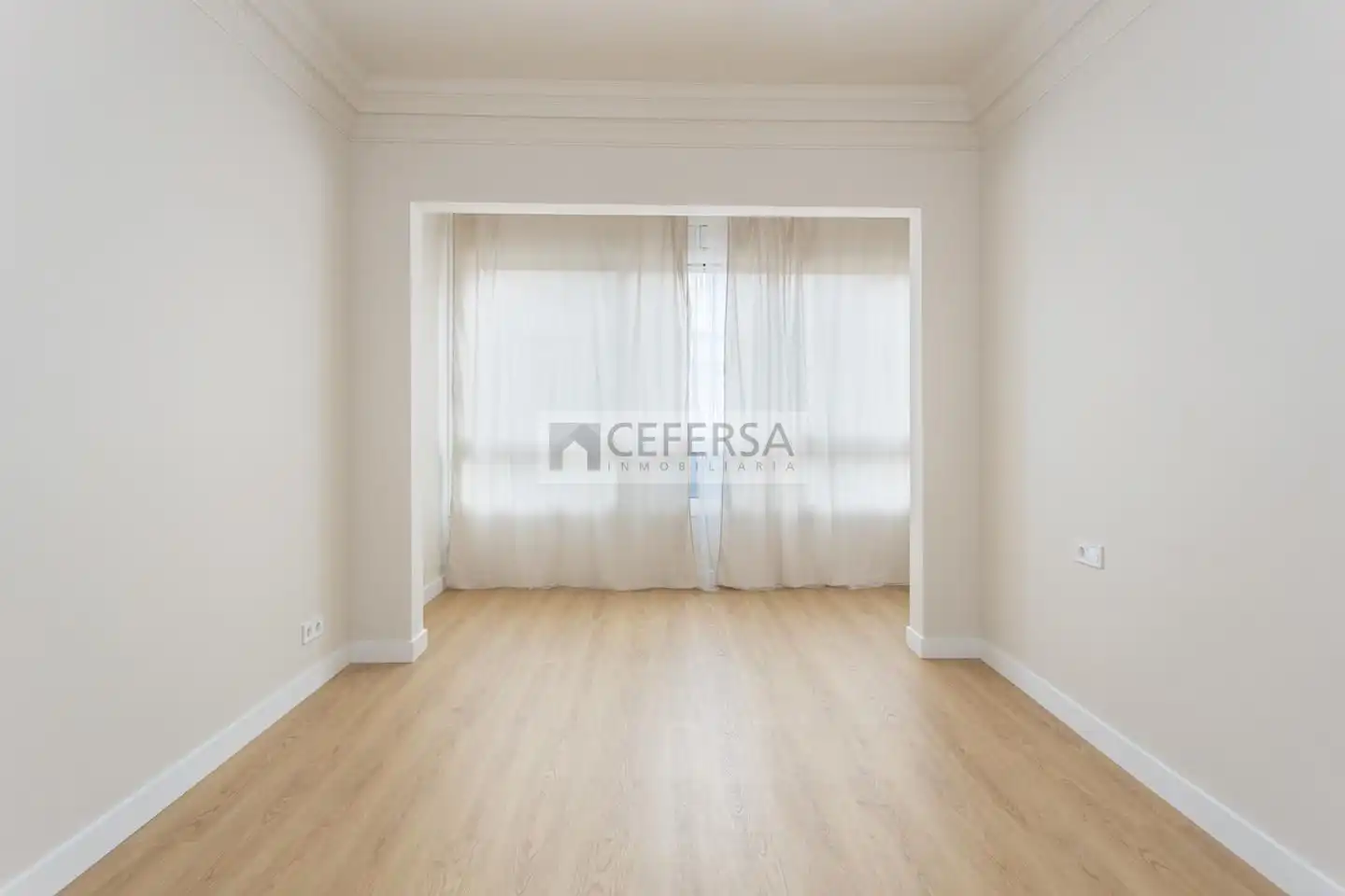 Bedroom of Flat for sale in Barcelona  with Air Conditioner, Heating and Parquet flooring