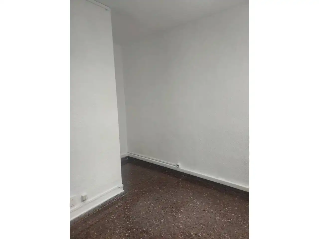 Oficina de alquiler en La Roqueta