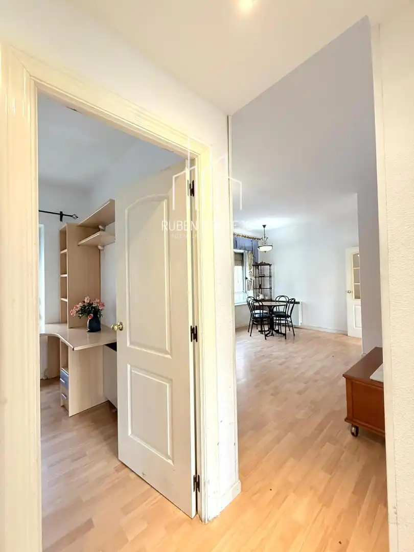 Flat for sale in Salamanca  with Heating, Oven and Washing machine