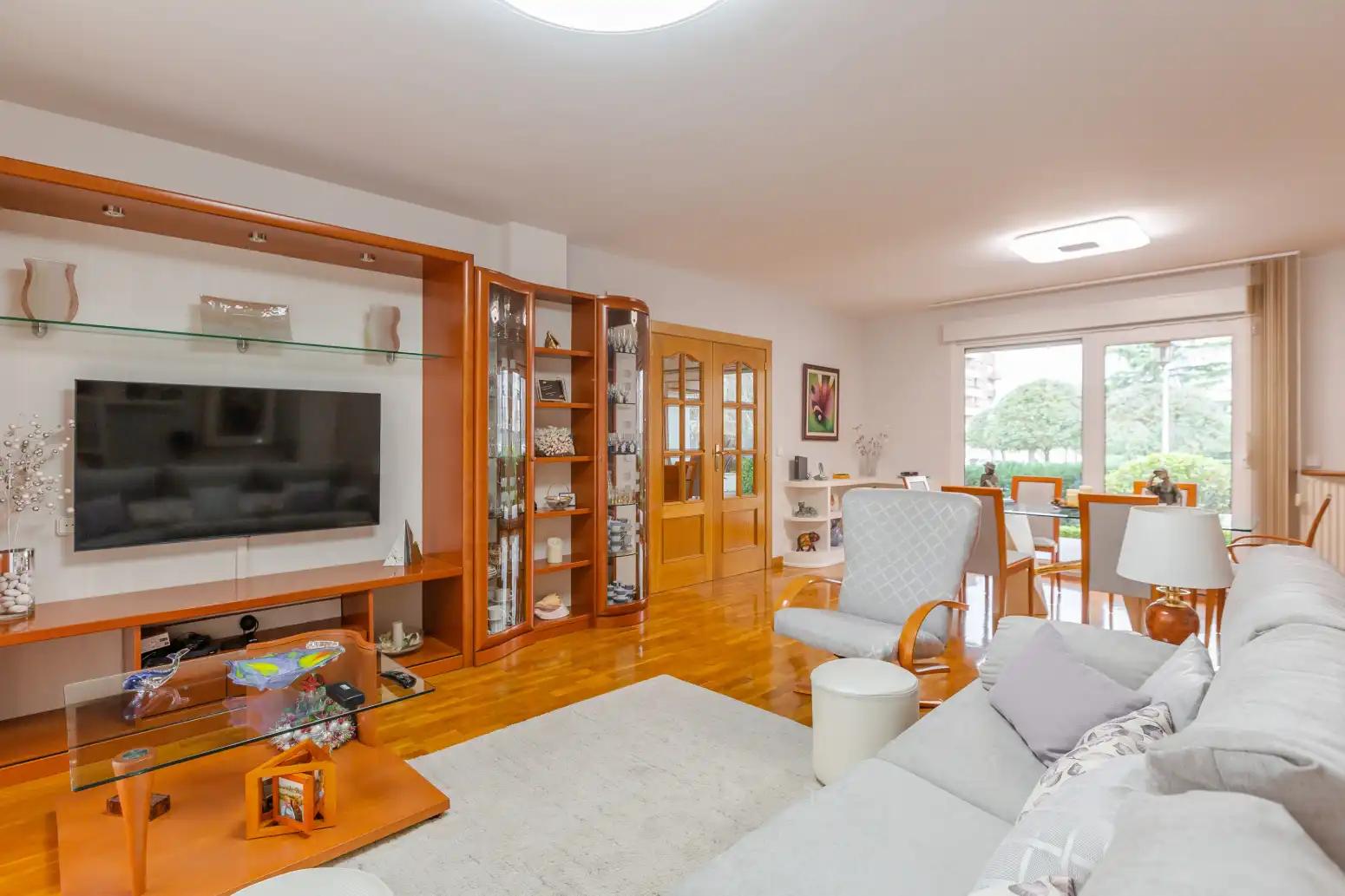 Sala de estar de Casa adosada en venta en Barañáin / Barañain con Calefacción, Jardín privado y Parquet