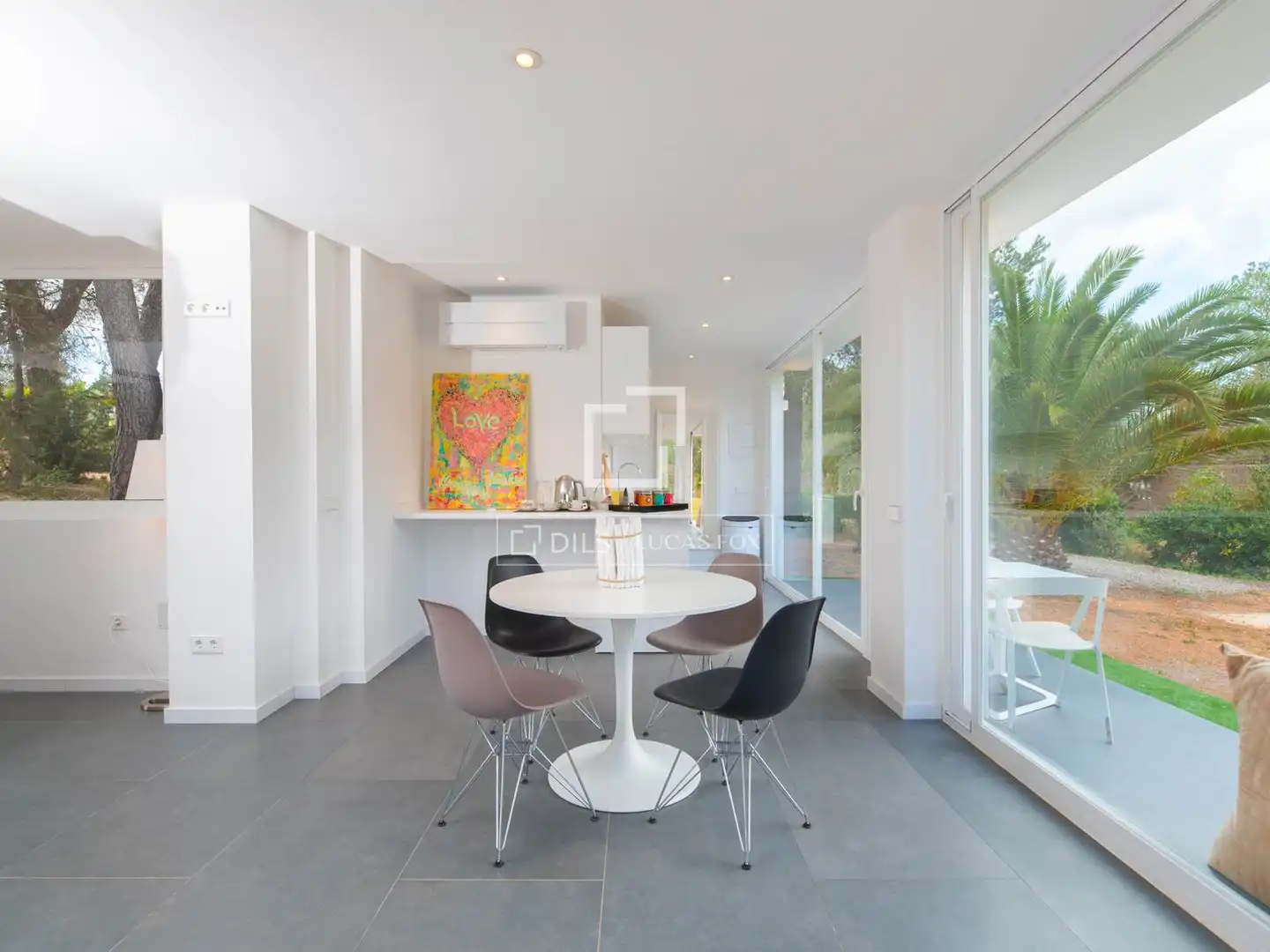 Dining room of Houses for sale in Santa Eulària des Riu  with Air Conditioner, Heating and Terrace