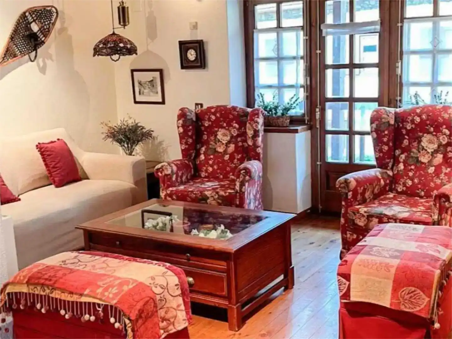 Sala d'estar de Casa adosada en venda en Vielha e Mijaran amb Balcó