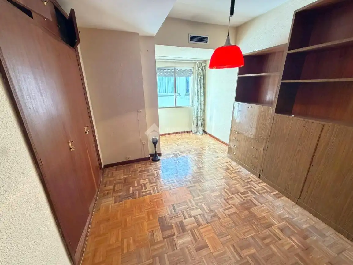 Piso en venta en Centro - Corte Inglés, imagen 3