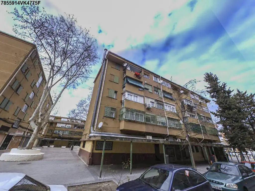 Vista exterior de Piso en venta en  Madrid Capital