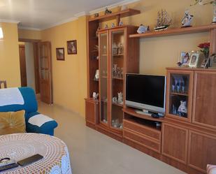 Living room of Flat to rent in Linares  with Air Conditioner, Heating and Furnished