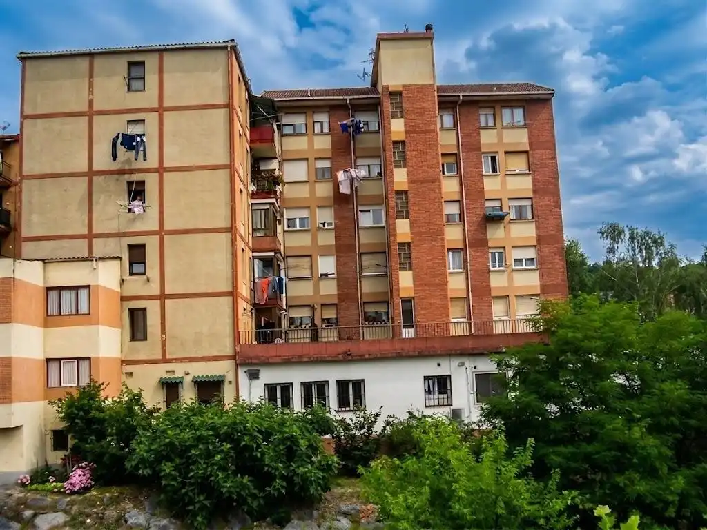 Vista exterior de Piso en venta en Laudio / Llodio con Calefacción, Trastero y Balcón